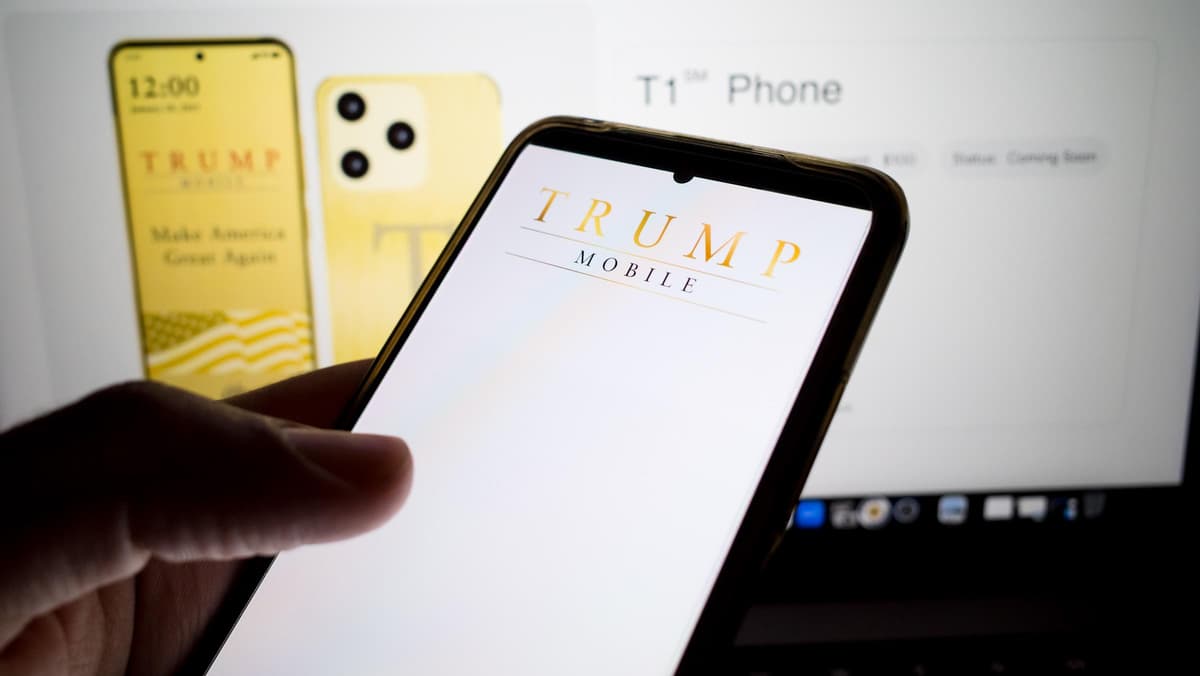 AQShda Trampning oltin telefonlarini yetkazib berish boshlanadi