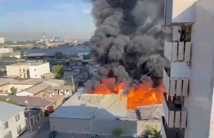 Произошёл пожар в производственном цеху в Юнусабадском районе столицы