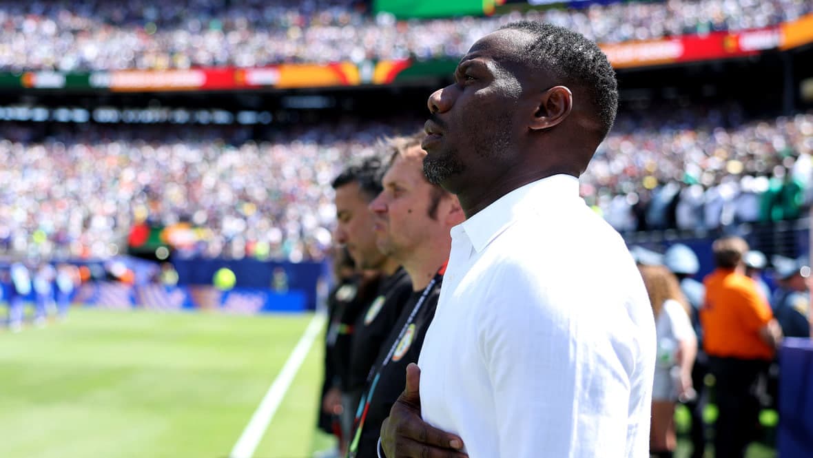 Futbolchilar pulsiz, murabbiy shartnomasiz. Senegal lagerida nimalar bo‘lmoqda?