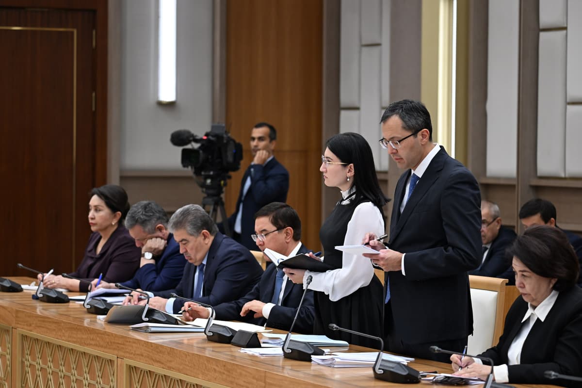 Президент банкларга ҳар бир маҳаллада даромадли лойиҳаларни кўпайтиришни буюрди