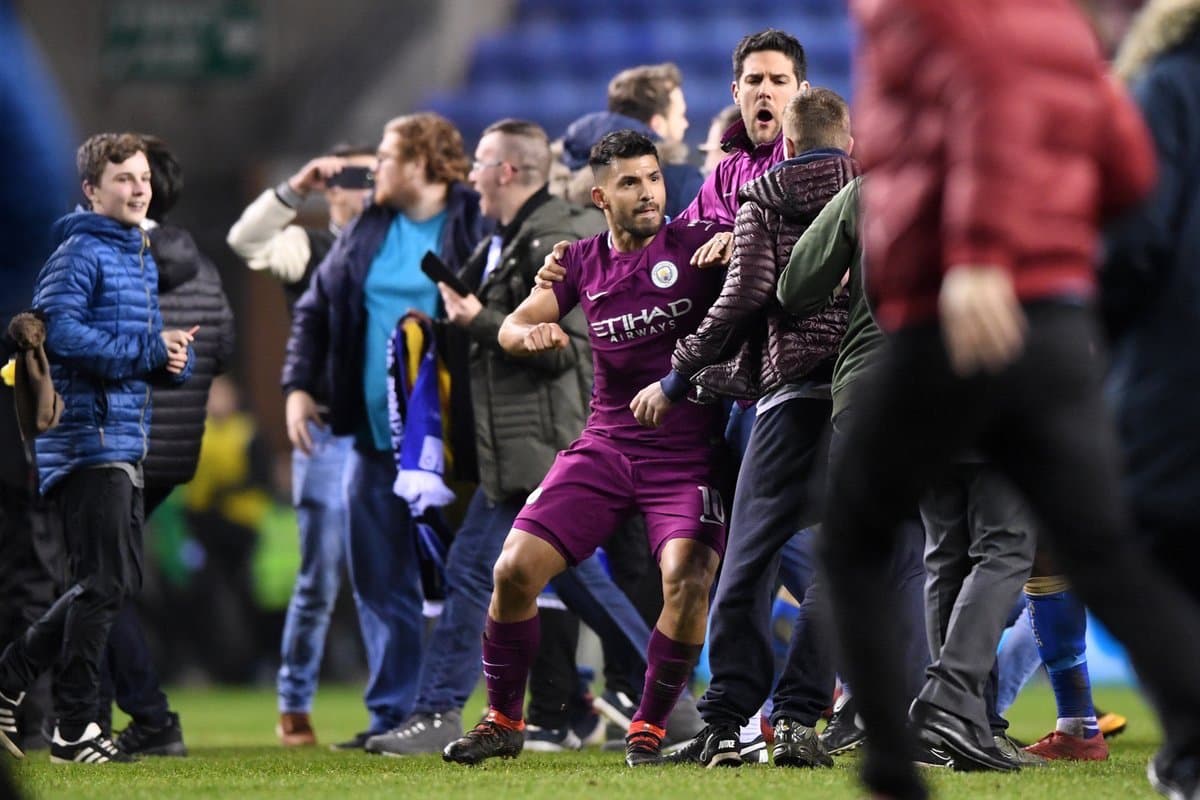 Video: Serxio Aguero «Uigan» muxlislari bilan janjallashib ketdi