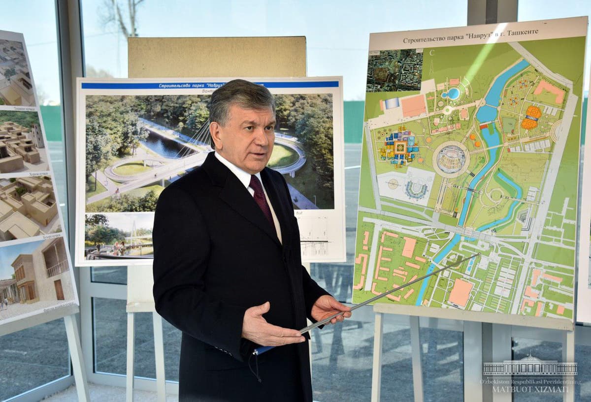 Shavkat Mirziyoyev «Navro‘z» istirohat bog‘i loyihalari bilan tanishdi