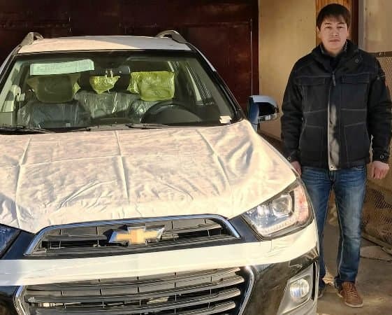 «Captiva» sabab emas». Prezidentdan sovg‘a olgan Alisher Qurbonov nega Qoraqalpog‘istonda qolgani haqida