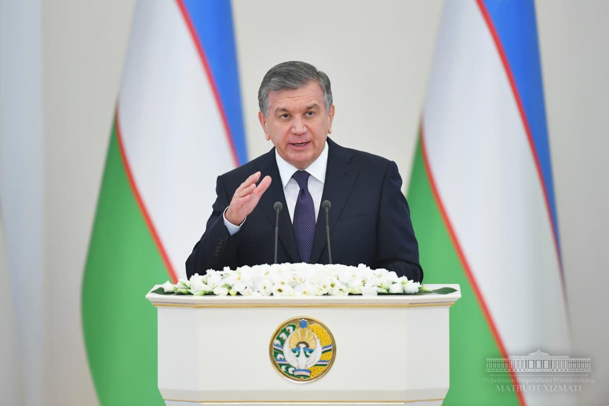 «Endi bunday yashab bo‘lmaydi!». Prezident korrupsiya va byurokratiya muammosi haqida