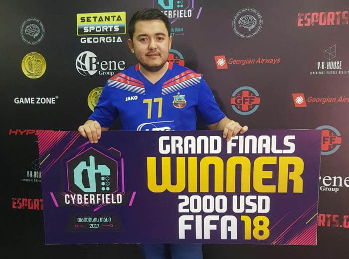 O‘zbekistonlik kiber futbolchi xalqaro turnir g‘olibi bo‘ldi