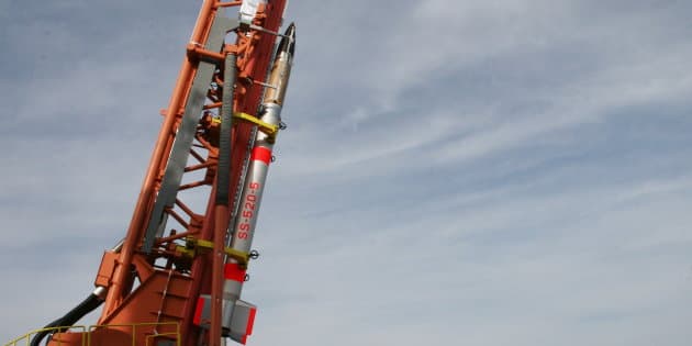 Yaponiya dunyodagi eng kichkina raketa-tashuvchini uchirdi