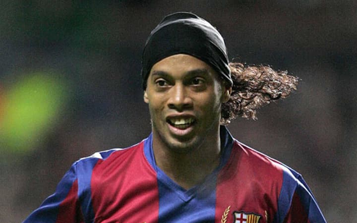 Ronaldino faoliyatini rasman yakunladi