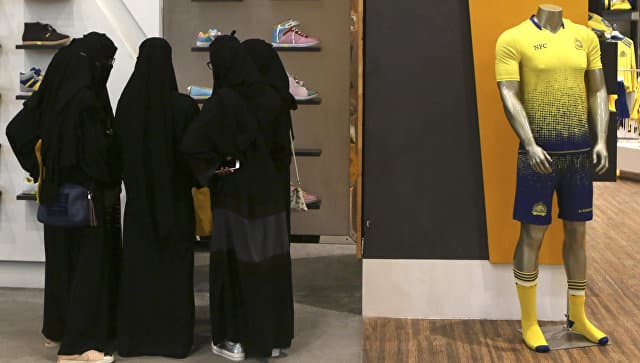 Saudiya Arabistonida xorijliklarga do‘konlarda ishlash taqiqlanmoqchi 