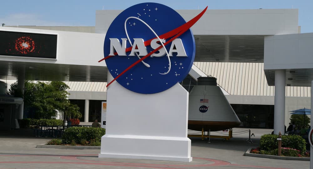 NASA портатив ҳожатхона билан жиҳозланган янги скафандр ишлаб чиқмоқда