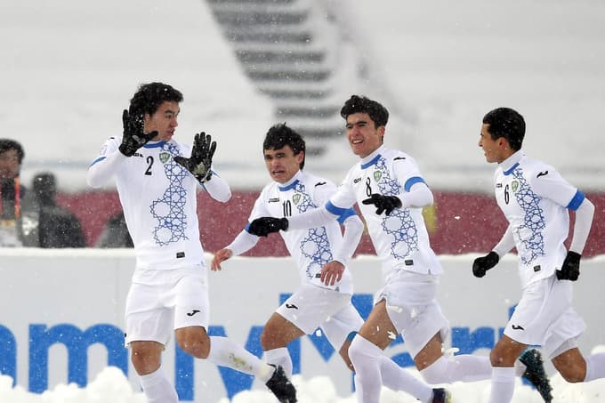 «Endi futbolga o‘zim qarayman». Prezident Xitoyda chempion bo‘lgan jamoani barchaga o‘rnak qilib ko‘rsatdi
