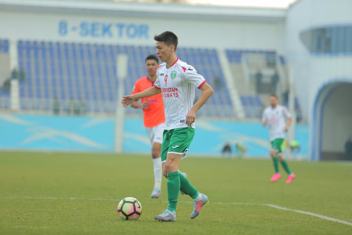 «Lokomotiv» «Paxtakor»ga o‘tishi kutilgan futbolchisi bilan shartnomani uzaytirdi