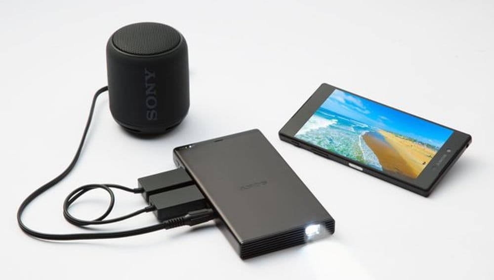 CES 2018: Sony smartfon o‘lchamidek keladigan mobil proyektor taqdim qildi