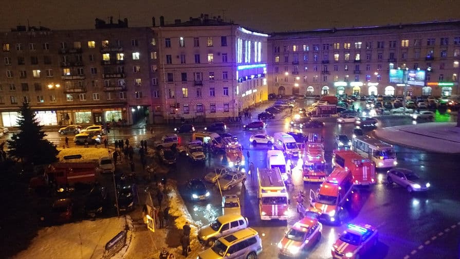 Putin Peterburgdagi portlashni terakt deb atadi