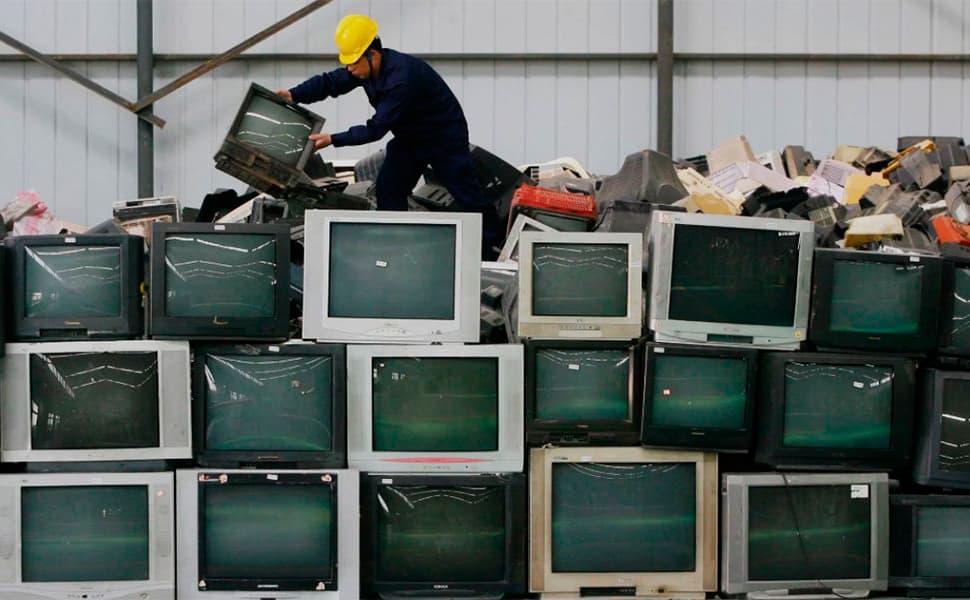 Eski elektronikani qayta ishlash uchun mikrofabrikalar barpo etilmoqda