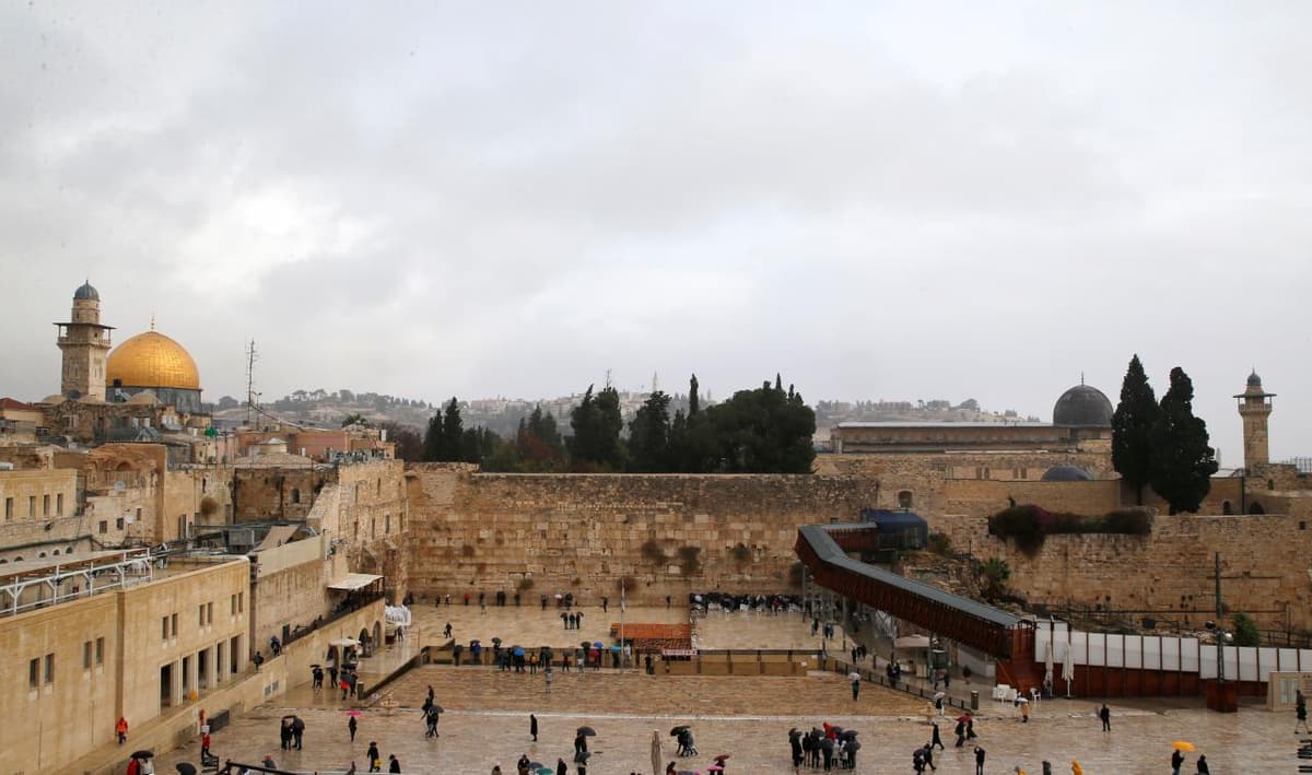 AQSh ketidan Gvatemala: Al-Quds Isroil poytaxtiga aylanmoqda