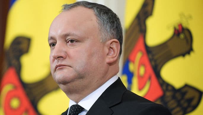 Moldova konstitutsion sudi prezidentni yana lavozimidan vaqtinchalik chetlatdi