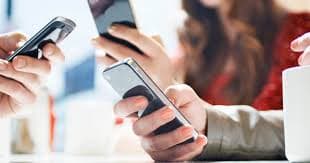 Yangi standartdagi xotira smartfonlar tezligini ikki baravarga oshiradi