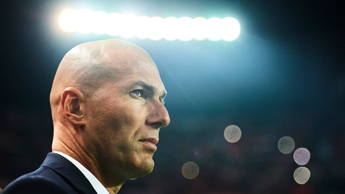 Zidan Neymarni qo‘lga kiritish uchun qiyin tanlov qarshisida qoldi