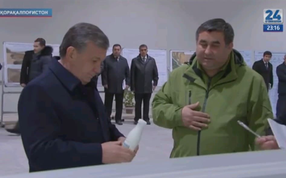 Shavkat Mirziyoyev Germaniyada 11 yil ishlab Qoraqalpog‘istonga qaytgan doktorga «Captiva» sovg‘a qildi