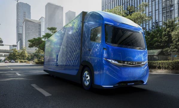 Daimler электр юк машиналарини АҚШ, Европа ва Японияга етказиб бермоқда