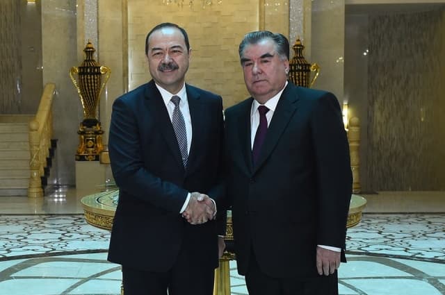 Abdulla Aripov Imomali Rahmon bilan uchrashdi