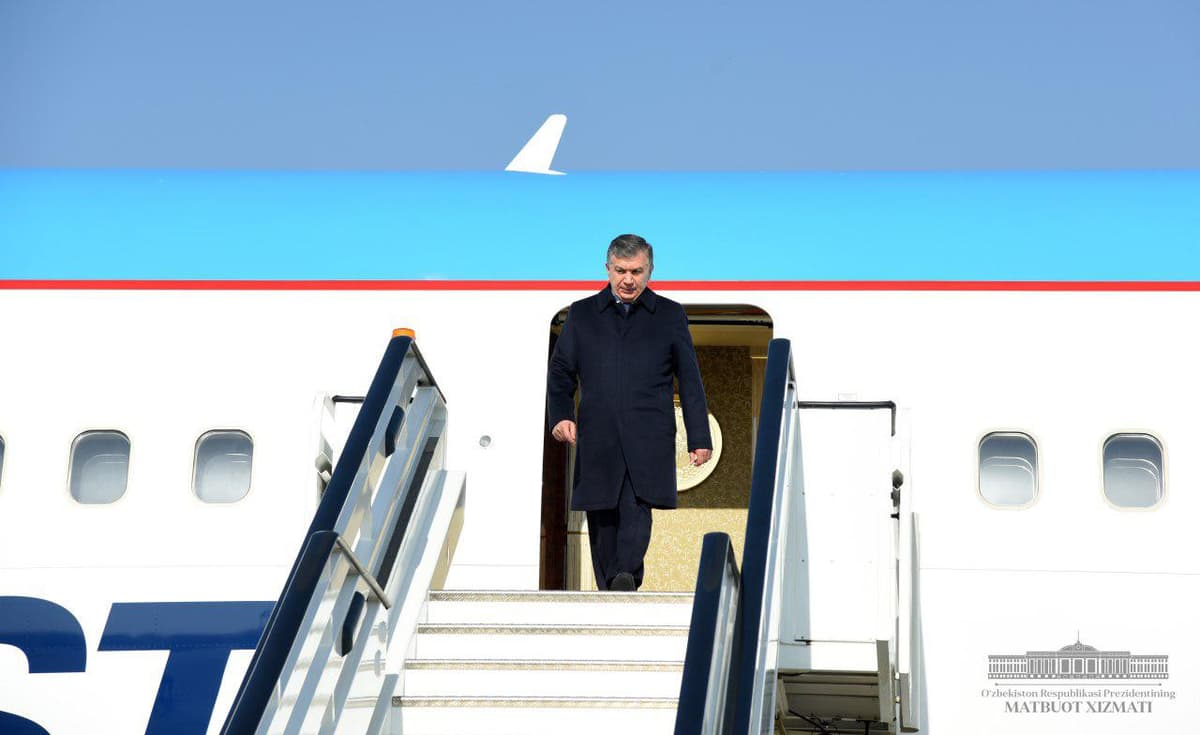 Shavkat Mirziyoyev Surxondaryoga yetib bordi