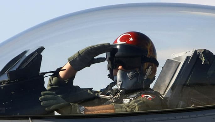 Suriya Turkiya samolyotlarini urib tushirishga tayyorligini ma'lum qildi 