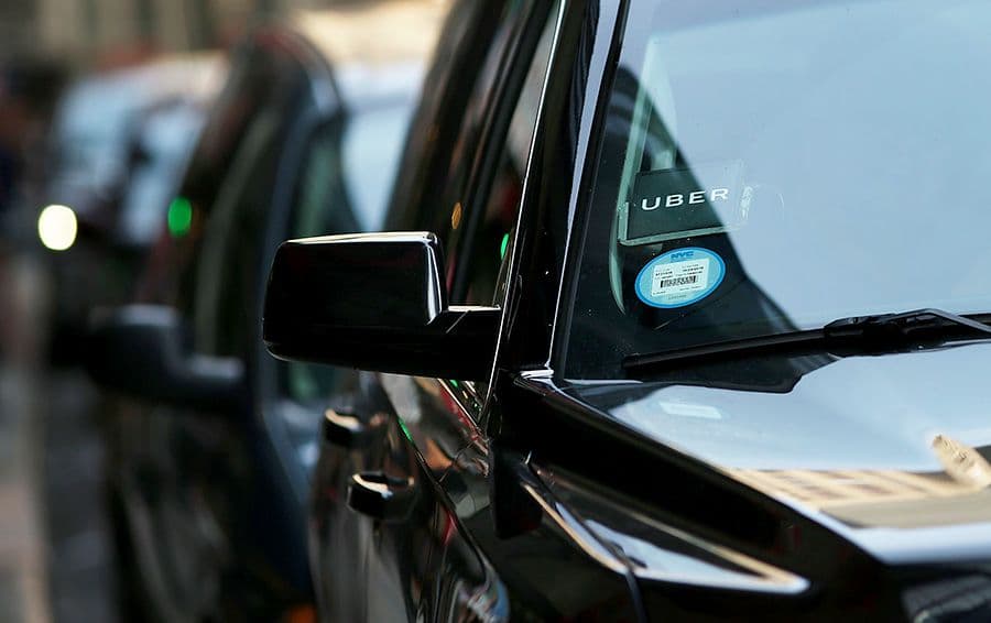 Yevropa sudi Uber'ni transport kompaniyasi deb tan oldi