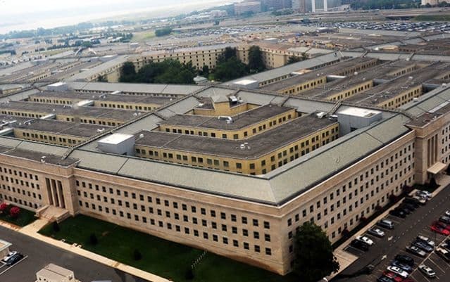 Pentagonga shaxsiy mobil telefonlarni olib kirish taqiqlanadi 