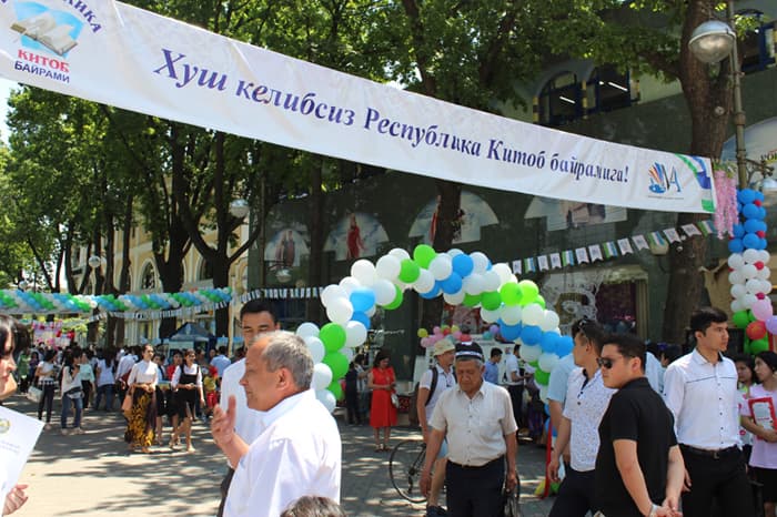 O‘zbekistonda yirik kitob bayrami start oldi (foto)