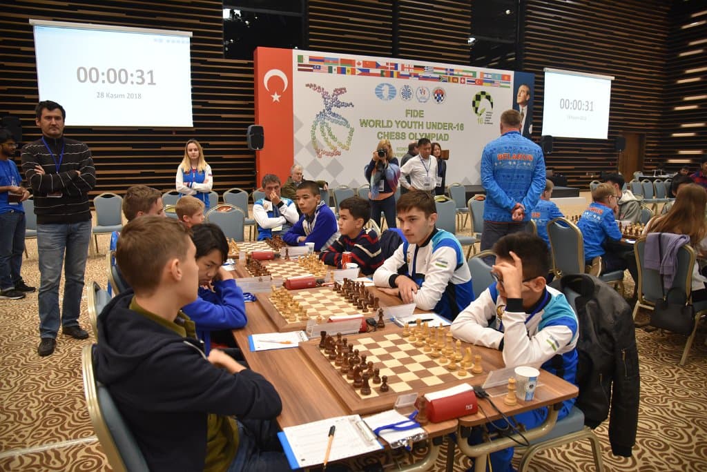 O‘smirlar o‘rtasida Butunjahon shaxmat olimpiadasi. O‘zbekiston Rossiyani taslim etdi