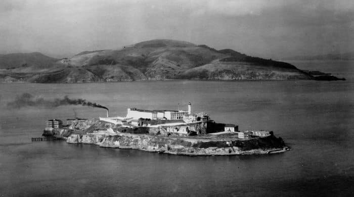 Alkatras: hech kim qochib qutilolmagan qamoqxona