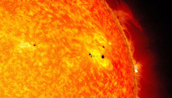 Quyosh qoraydi va Yerda magnit bo‘ronini yuzaga keltirdi