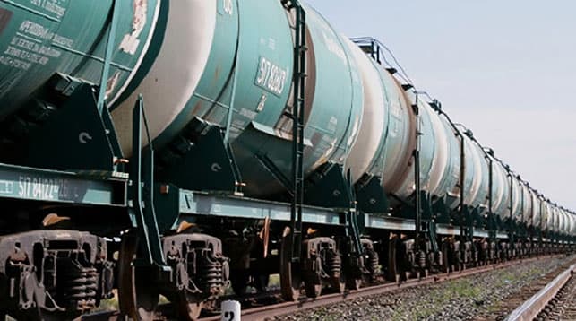 Узбекистан намерен импортировать из Казахстана до 5 млн тонн нефти в год