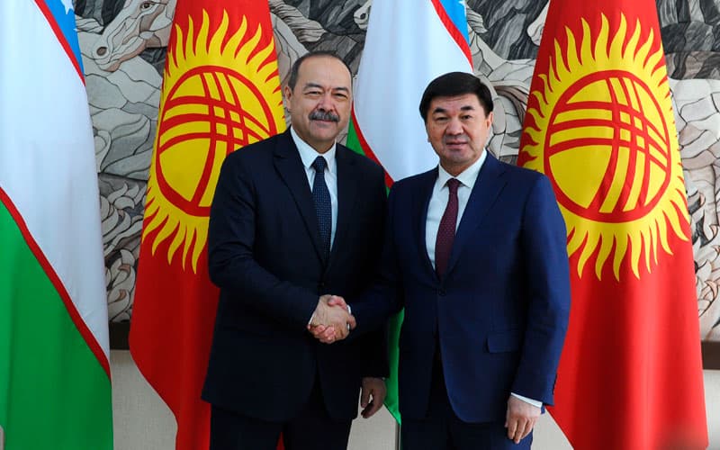 O‘zbekiston va Qirg‘iziston bosh vazirlari tor tarkibda uchrashuv o‘tkazdilar