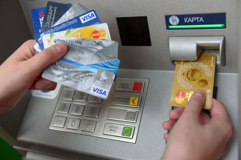 Rossiya banklari Visa va Mastercard tizimidan uzib qo‘yilishga tayyorlanmoqda