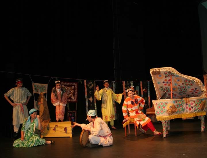 “Diydor yoshlar eksperimental teatr-studiyasi” davlat muassasasi tashkil etiladi 