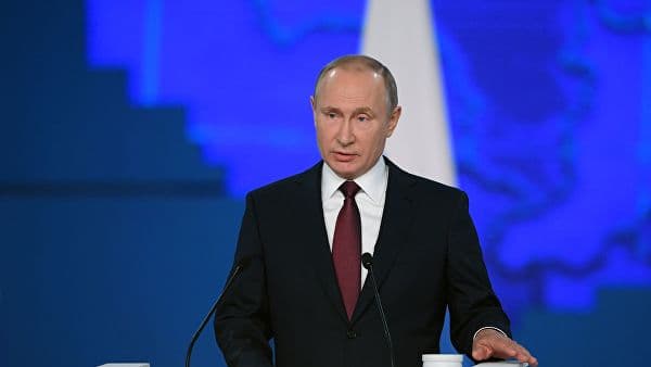 «Bizning qurollar qayergacha yetib borishini o‘lchab, keyin harakat qilishsin» – Putin AQSh agressiyasi haqida keskin gapirdi
