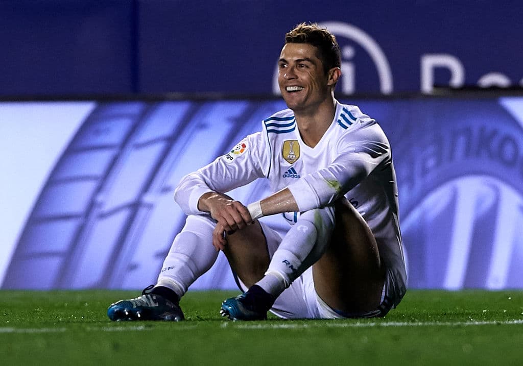 Ronaldu Zidanning ketishiga izoh berdi