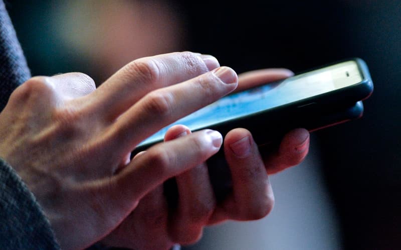 Salomatlik uchun xavfli bo‘lgan smartfonlar ma'lum qilindi