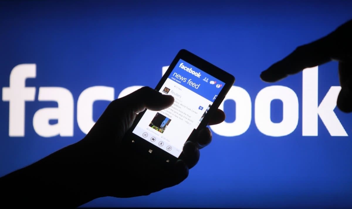 Роскомнадзор Facebook қўйилган талабларни бажаришига умид қилмоқда