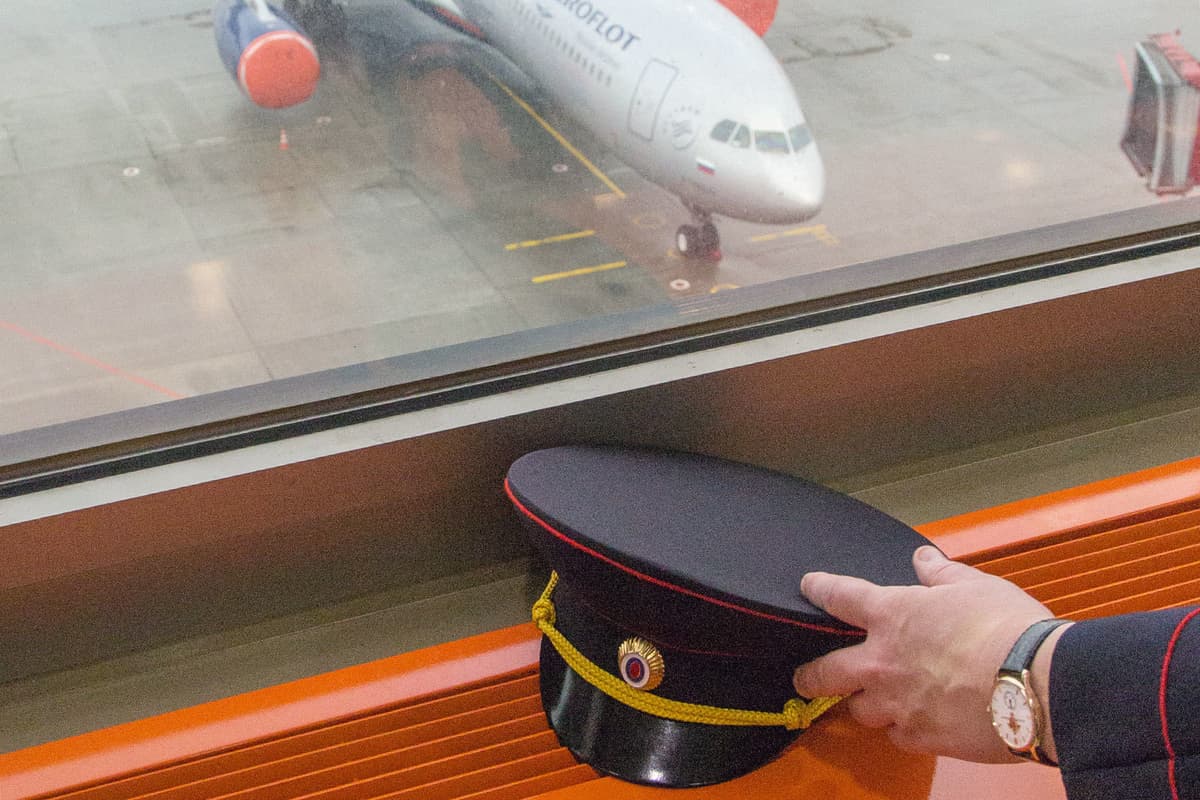 Kadrlar yetishmovchiligi: «Aeroflot» harbiy uchuvchilarni ishga olmoqda