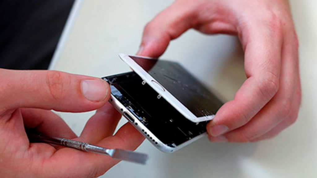 Smartfon sinishining eng keng tarqalgan sababi aniqlandi