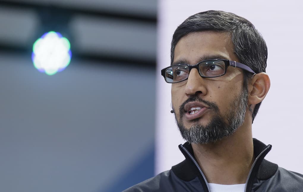 ОАВ: Google раҳбари махфий равишда Пентагонга ташриф буюрган