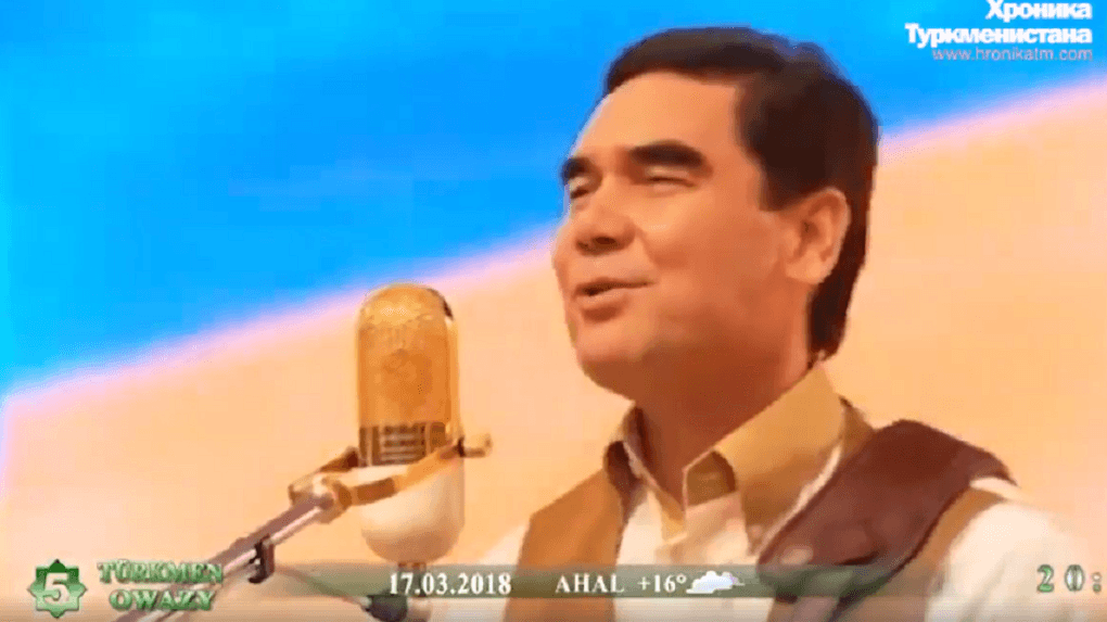 Turkmaniston prezidenti 80-yillar xitini ijro etdi  (video)
