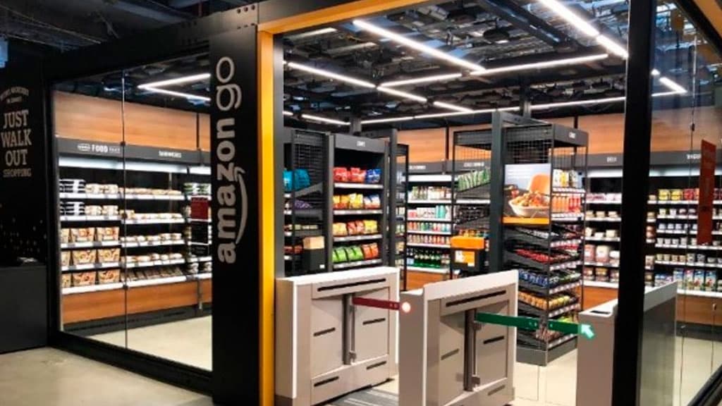Amazon ўз офисида сотувчилари бўлмаган илк мини-дўконни очди