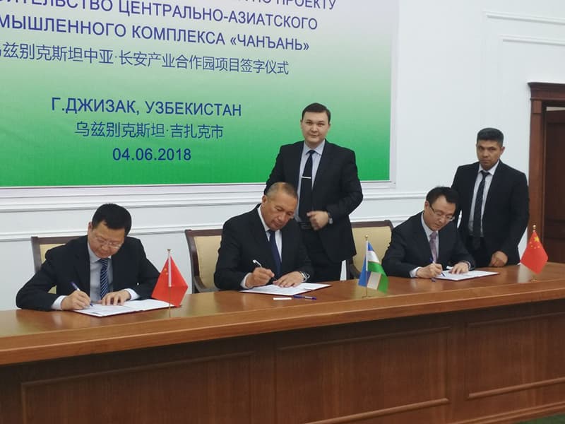 Jizzax viloyati XXR bilan 100 mln AQSh dollaridan ziyod loyiha Memorandumi imzoladi 