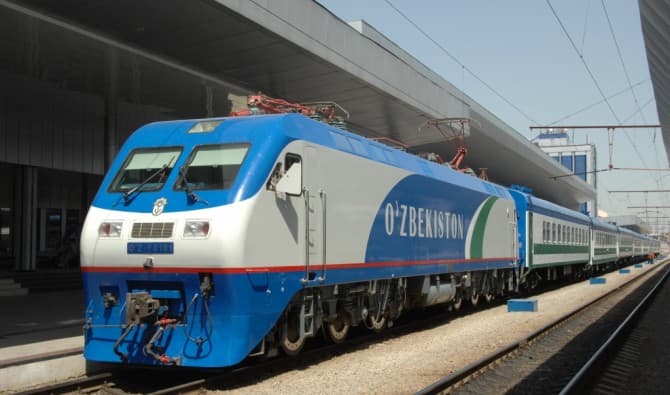 Temir yo‘l transportida yo‘lovchi va yuklarni tashish faoliyatini litsenziyalash tartibi takomillashtiriladi