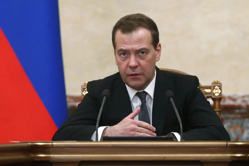 Medvedev AQShning Rossiyaga qarshi sanksiyalari maqsadini aytdi