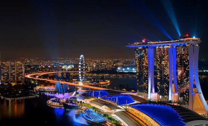 Singapur fenomeni: Qanday qilib mamlakat "yo‘qdan bor bo‘ldi"?